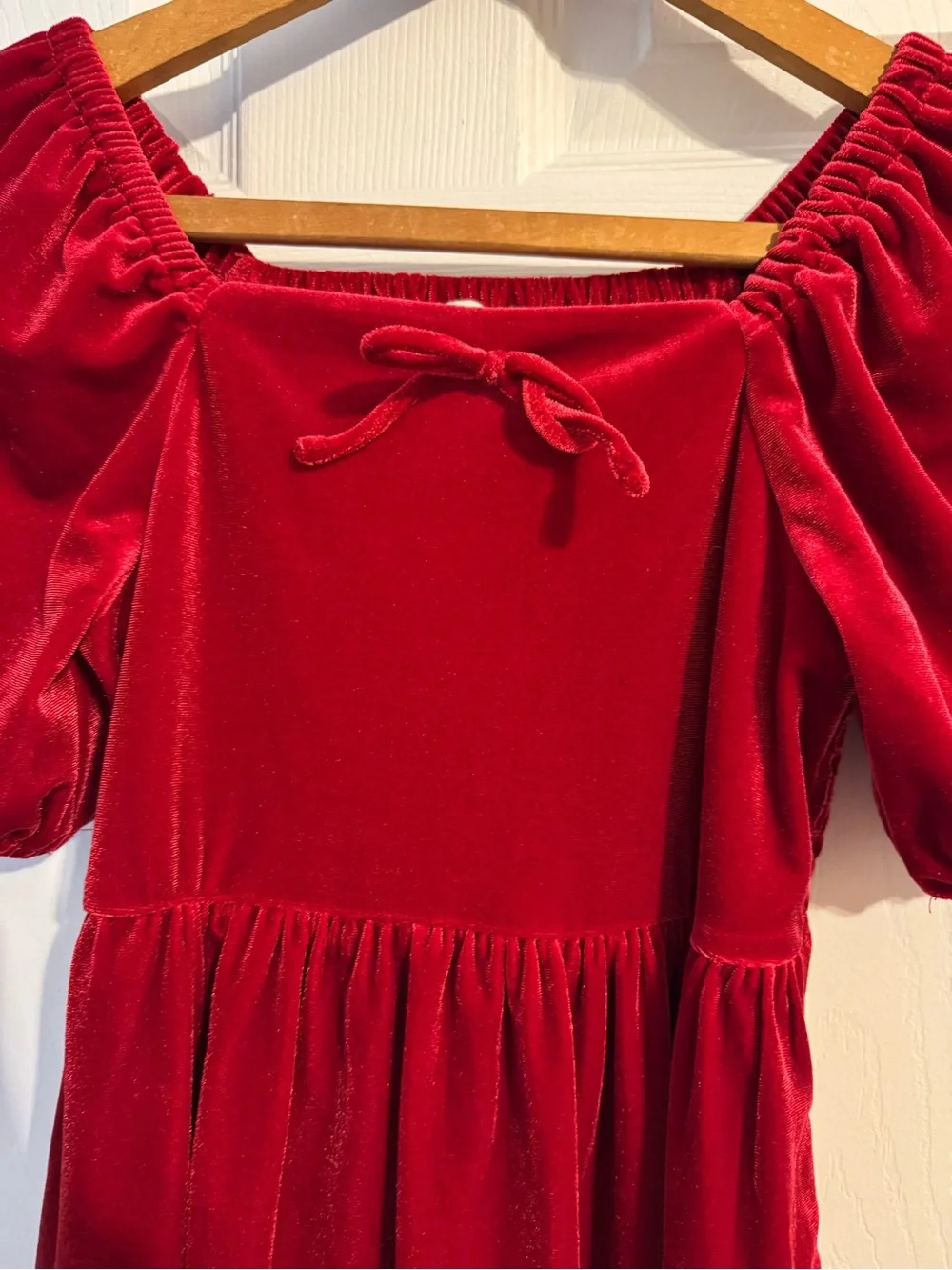 Copper Key Deep Red Velvet Puff-Sleeve Dress
